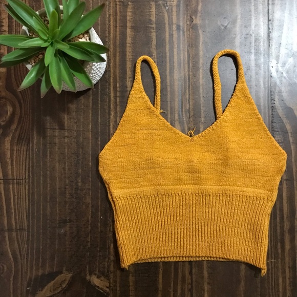 Tops - spaghetti strap crop-top.